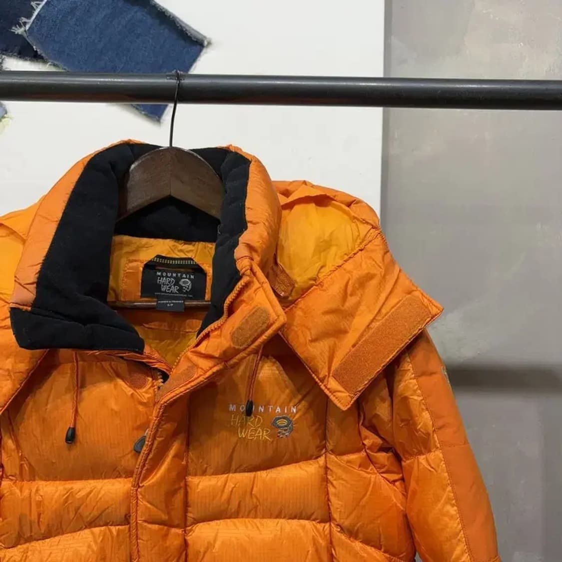 (90) 마운틴하드웨어 여성 거위털 패딩 상품이미지3