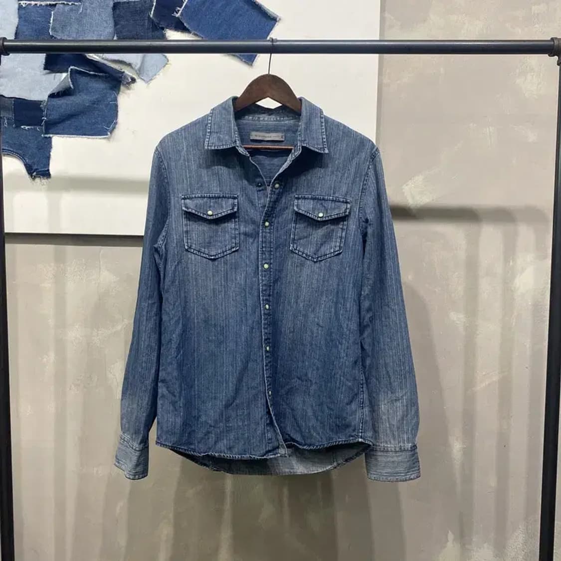 (105) 지오다노 웨스턴 투포켓 데님 셔츠 청남방 상품이미지1