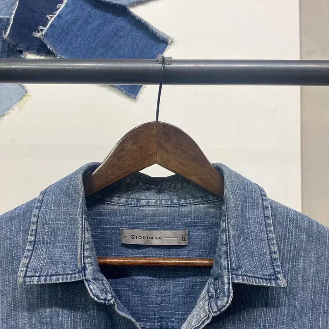 (105) 지오다노 웨스턴 투포켓 데님 셔츠 청남방 상품이미지2
