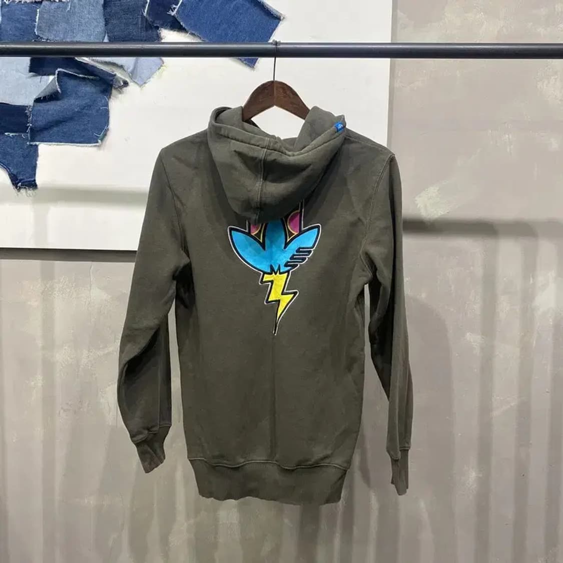 (95) 아디다스 빈티지 흑탭 올드스쿨 프린팅 기모 후드티 상품이미지4