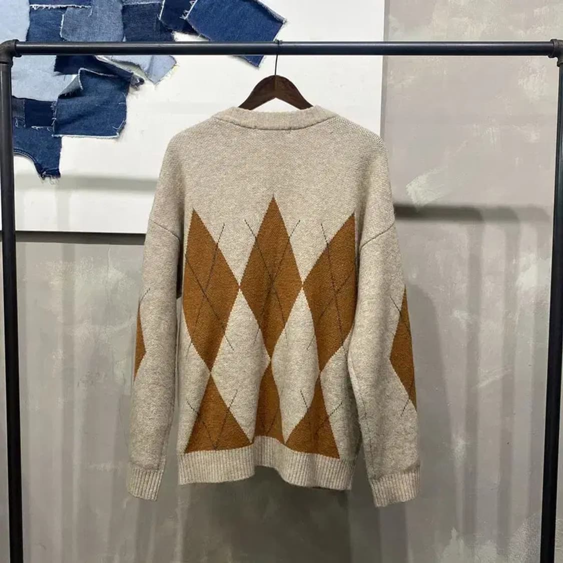 (110) 에잇세컨즈 캐주얼 아가일 니트 가디건 상품이미지4