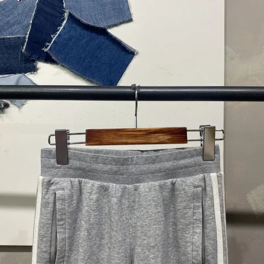 (24~26인치) 아디다스 여성 스트릿 밴딩 기모 조거팬츠 운동바지 상품이미지2