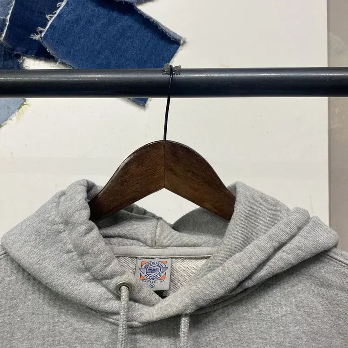 (105) 이벳필드 스트릿 프린팅 후드티 상품이미지2