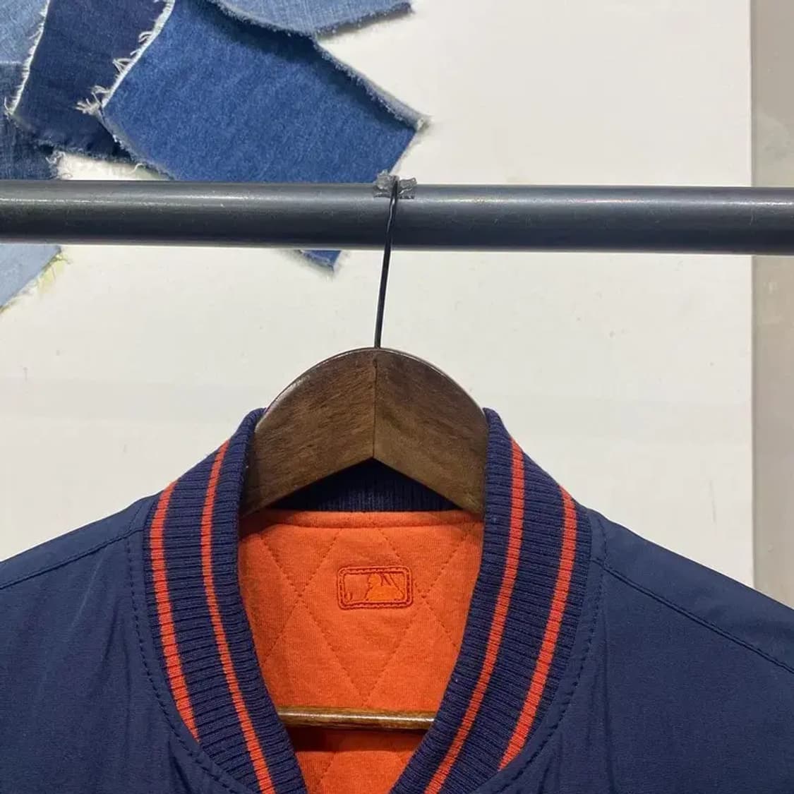 (90) MLB 클리브랜드 여성 양면 리버시블 경량패딩 블루종 자켓 상품이미지8