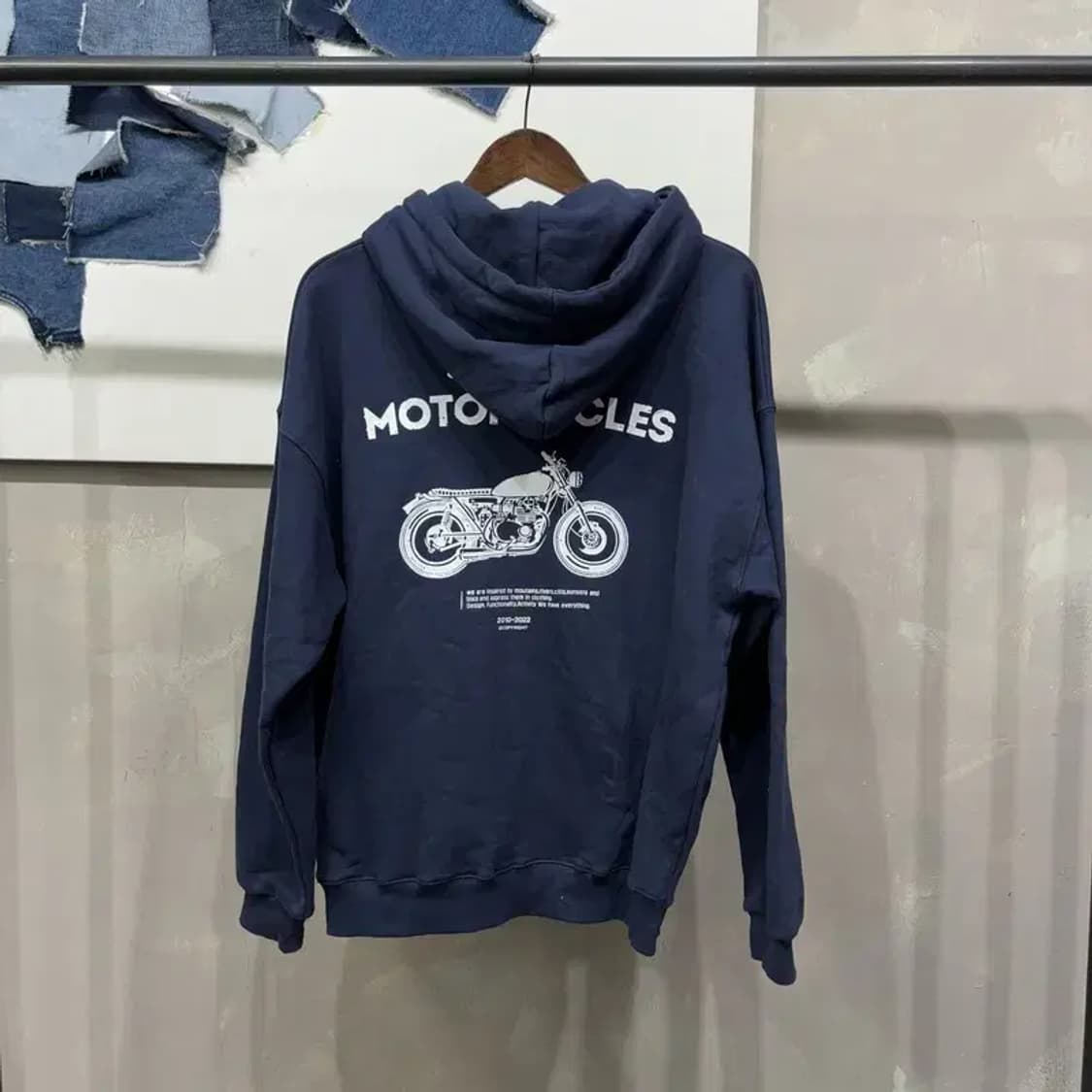 (105) 포에버21 여성 캐주얼 기모 프린팅 후드집업 자켓 상품이미지4