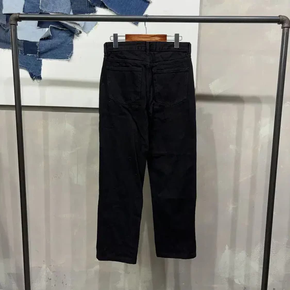 (28인치) 무신사스탠다드 캐주얼 흑청바지 블랙진 상품이미지3