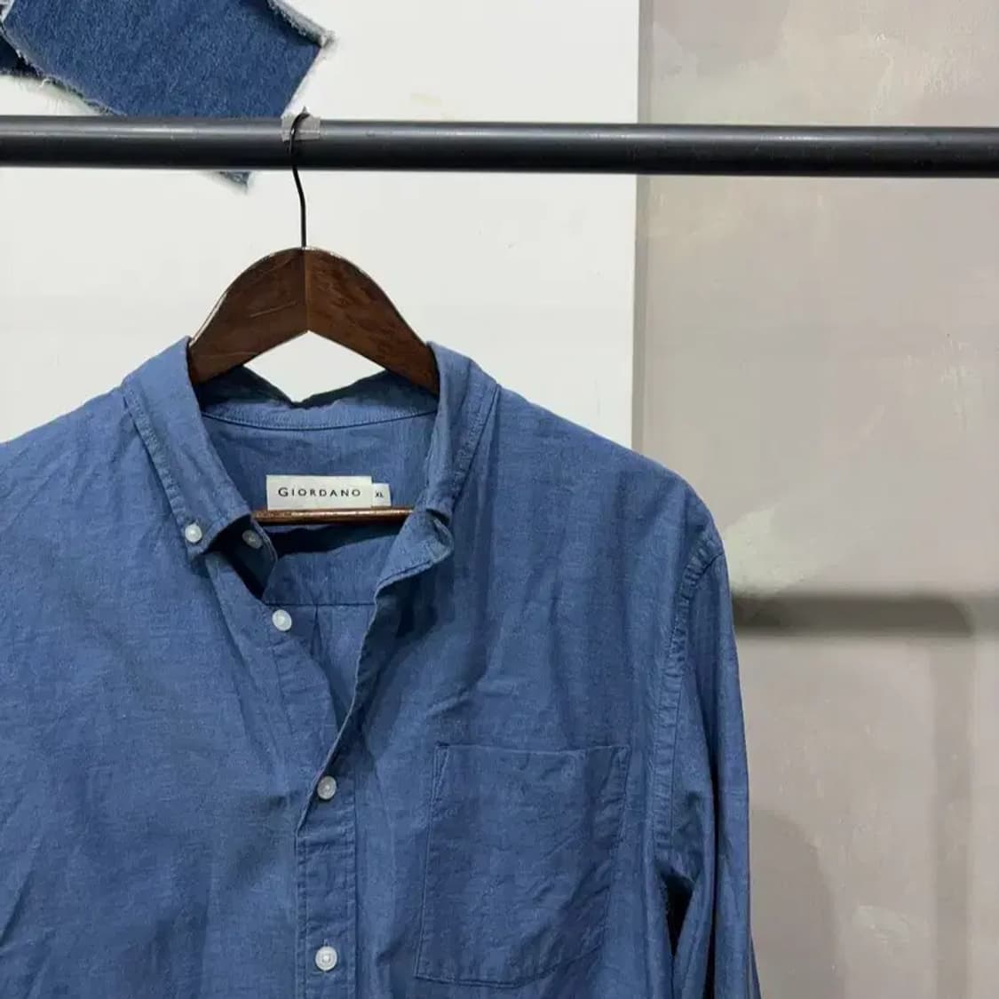 (105) 지오다노 캐주얼 데님 셔츠 청남방 상품이미지3