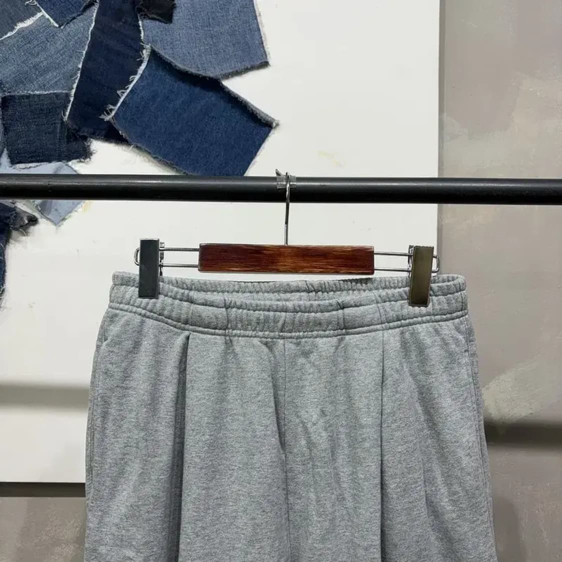 (28~30인치) 무신사스탠다드 캐주얼 핀턱 밴딩 트레이닝팬츠 바지 상품이미지2