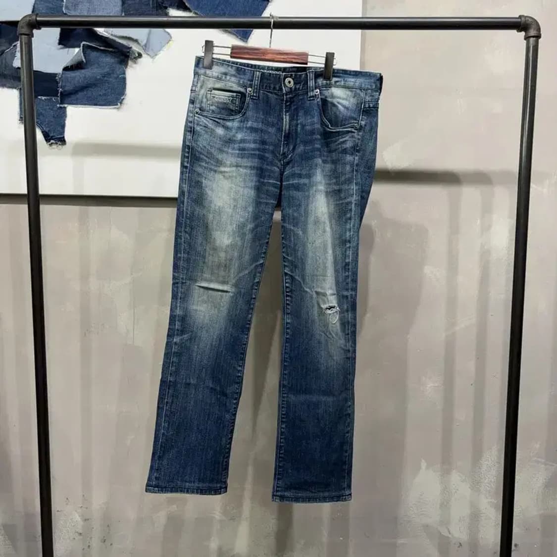 (32인치) 게스 워싱 스판 디스트로이드진 진청바지 데님팬츠 상품이미지1