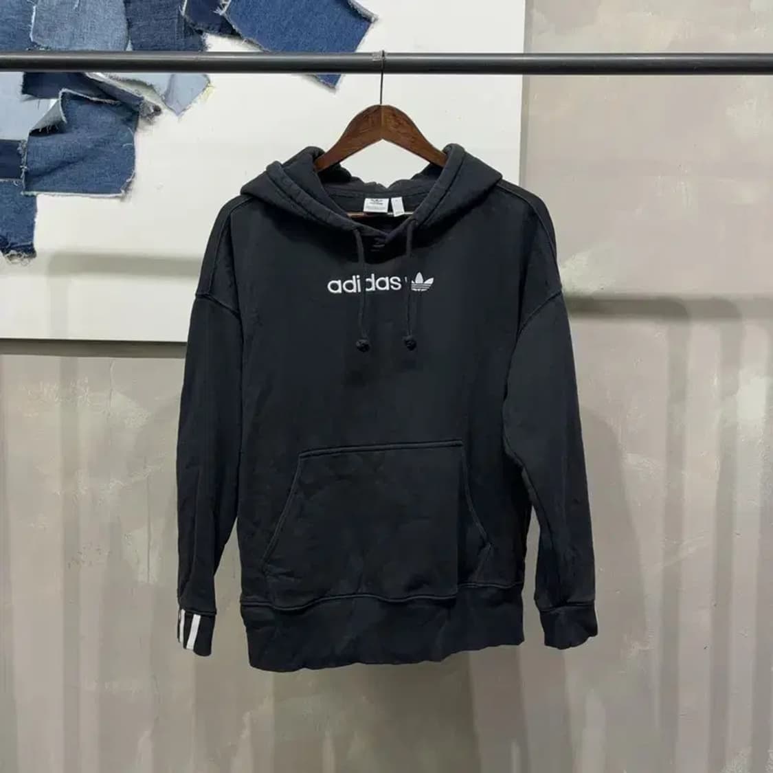 (95) 아디다스 스트릿 기모 자수 후드티 상품이미지1