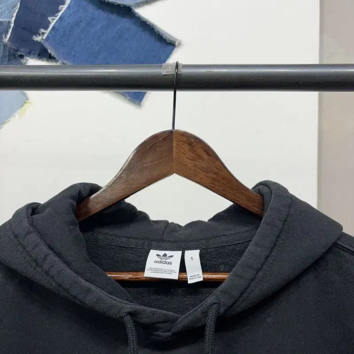 (95) 아디다스 스트릿 기모 자수 후드티 상품이미지2