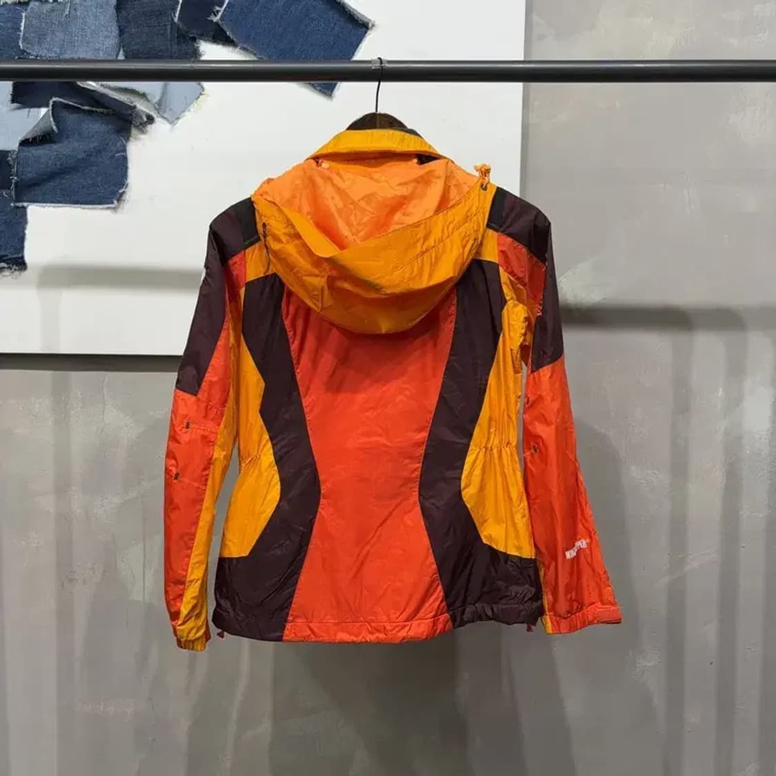 (90) 아이더 여성 등산 윈드스토퍼 바람막이 자켓 상품이미지4