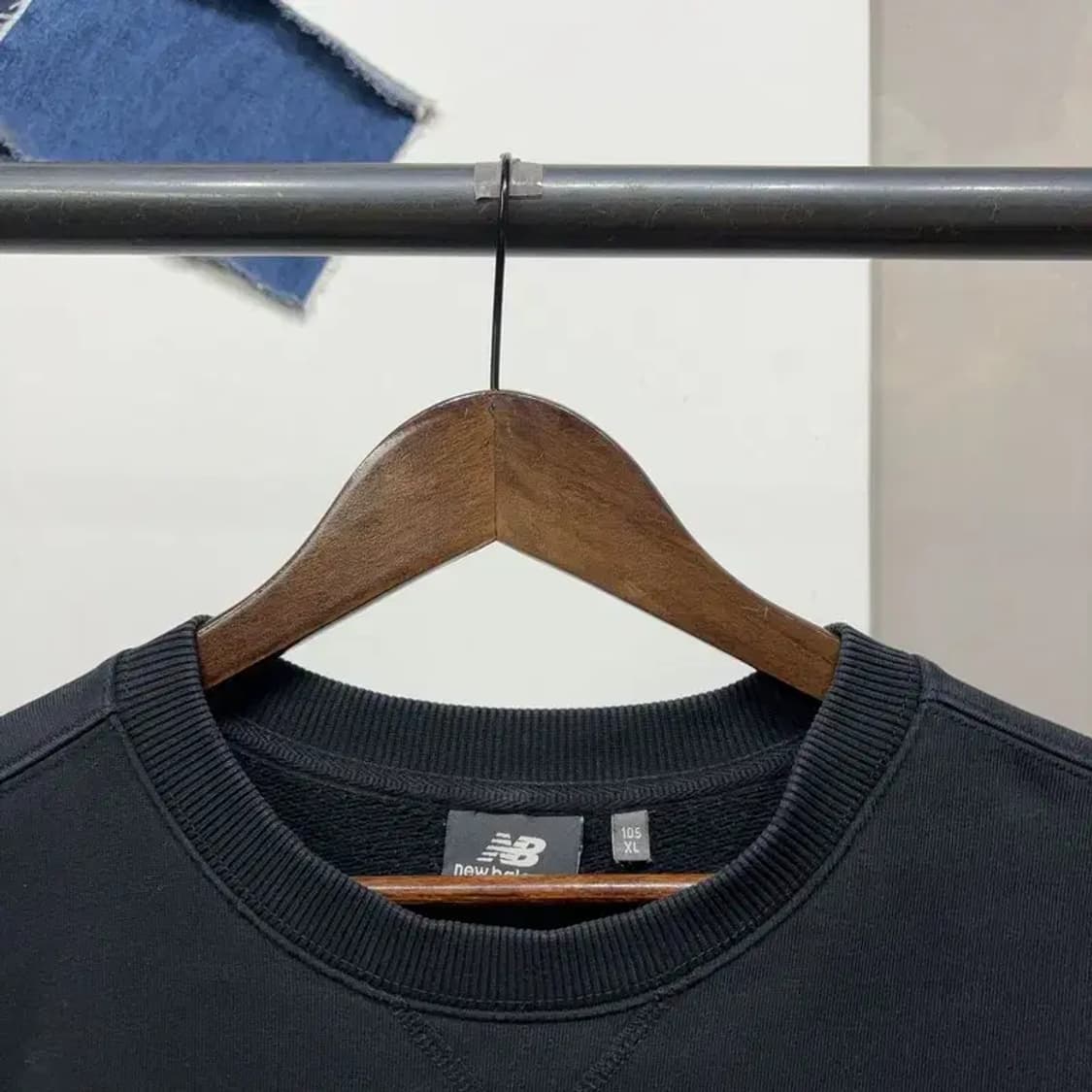(105) 뉴발란스 캐주얼 기모 프린팅 맨투맨 긴팔티 상품이미지2