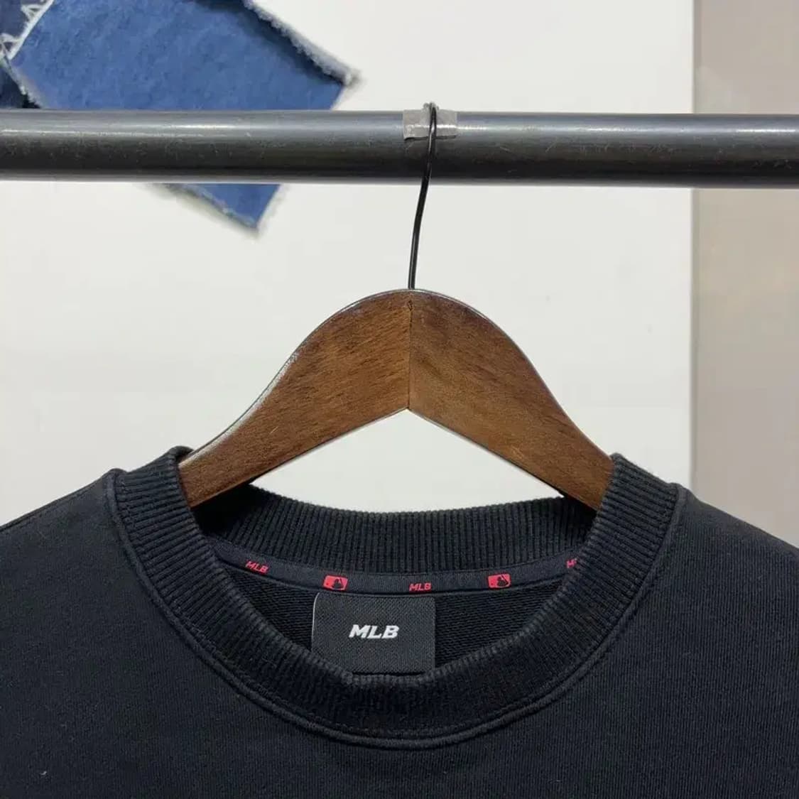 (90) MLB 보스턴 자수 맨투맨 긴팔티 상품이미지2