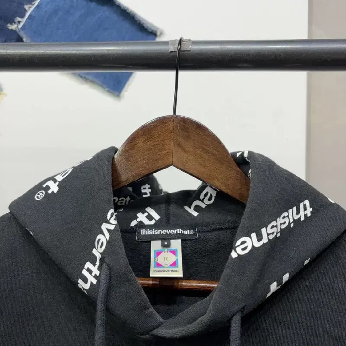 (100) 디스이즈네버댓 스트릿 프린팅 후드티 상품이미지2