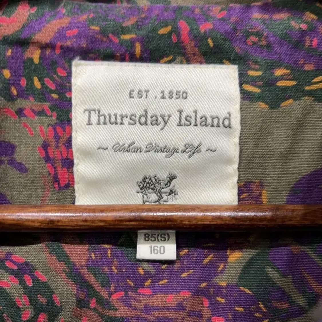 (85) 써스데이아일랜드 여성 플라워패턴 후드 야상 자켓 상품이미지2