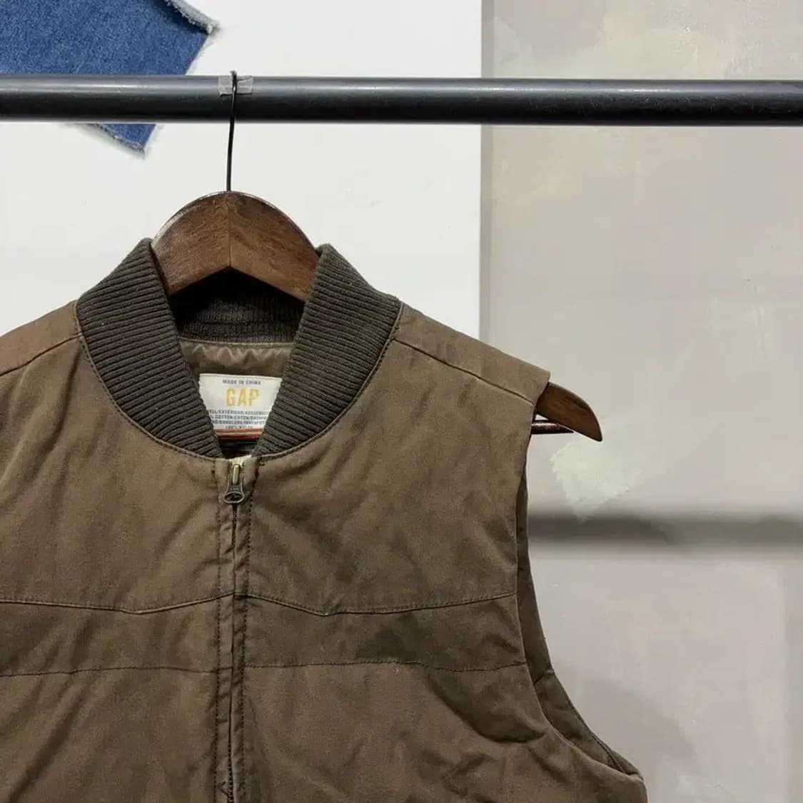 (90) GAP 갭 캐주얼 패딩조끼 상품이미지3