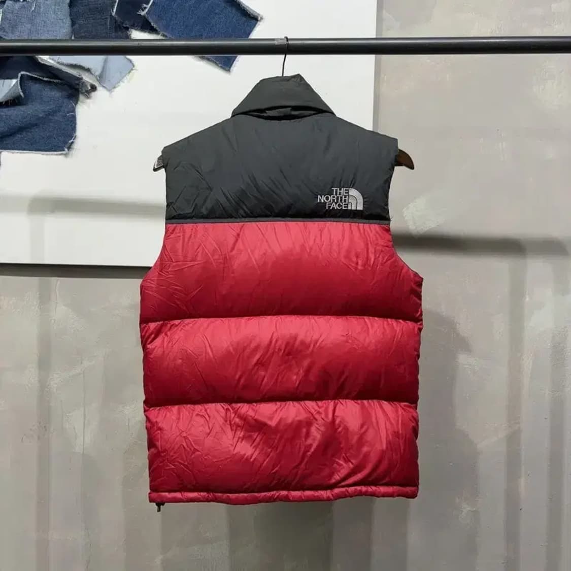 (85) 노스페이스 700 검빨 패딩 조끼 상품이미지4