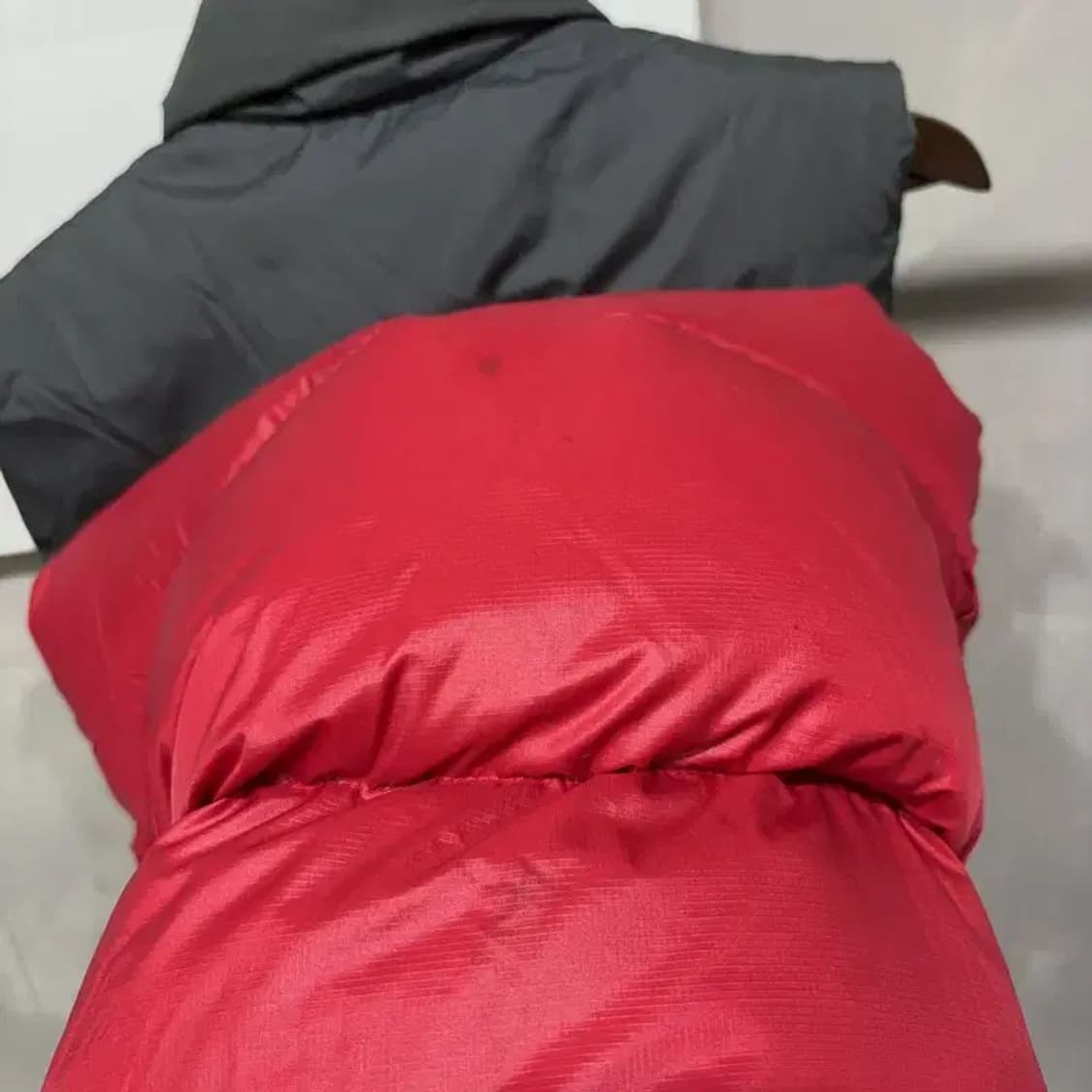 (85) 노스페이스 700 검빨 패딩 조끼 상품이미지7