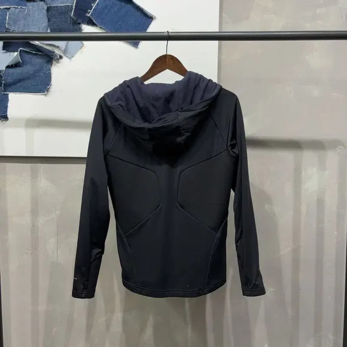(95) 데상트 캐주얼 약기모 기능성 후드집업 자켓 상품이미지4