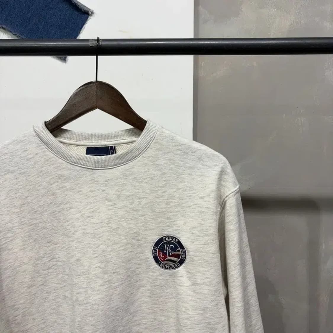 (95) 로맨틱크라운 캐주얼 스트릿 맨투맨 긴팔티 상품이미지3