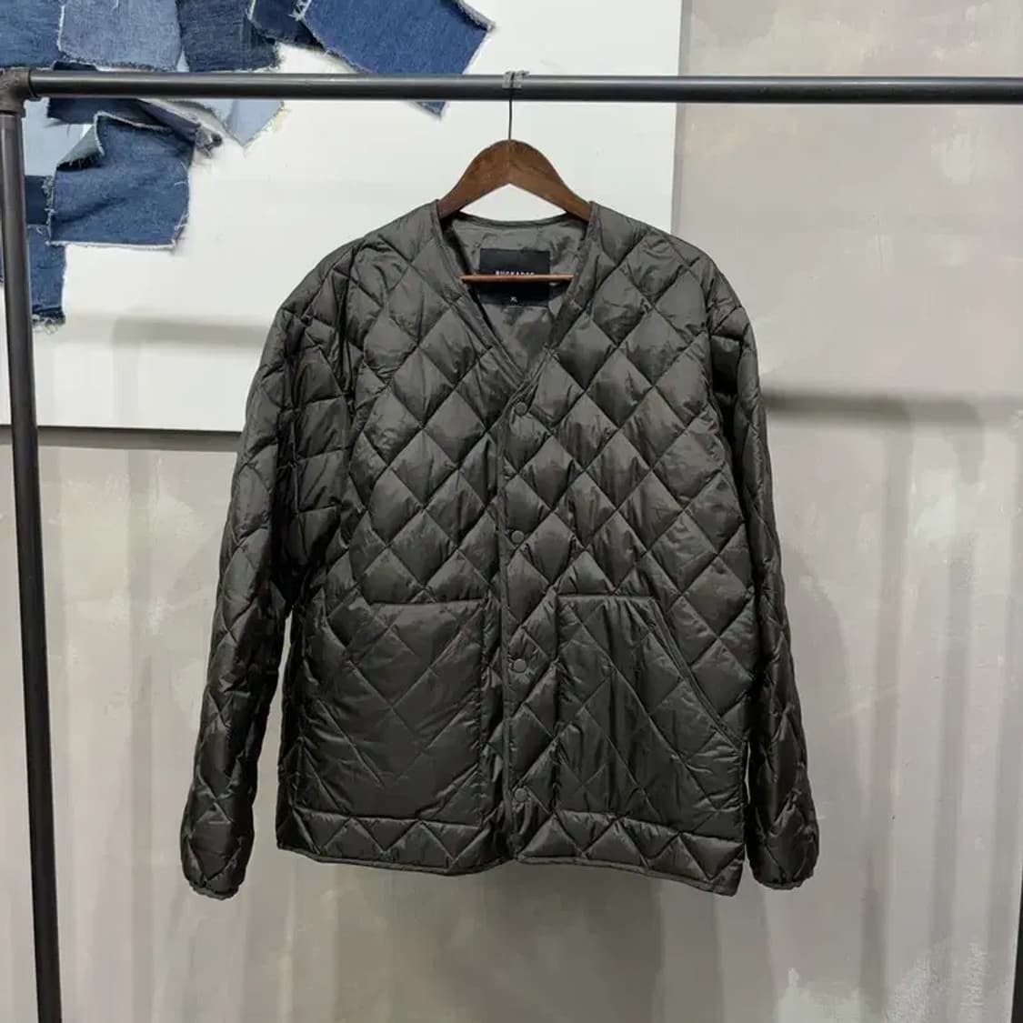 (105) 버커루 캐주얼 퀼팅 깔깔이 오리털 경량패딩 자켓 상품이미지1