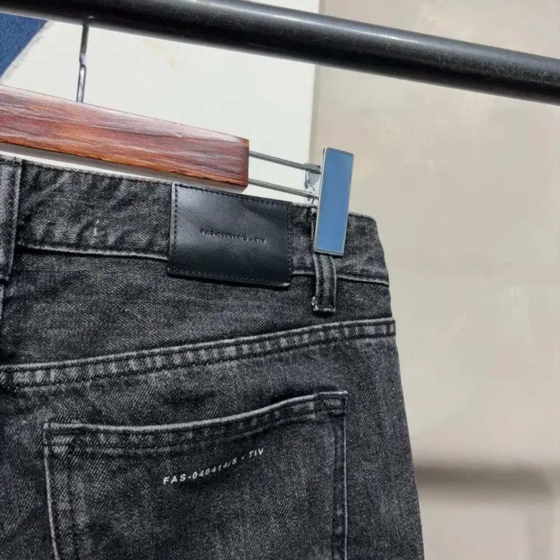 (31인치) 페이탈리즘 스트릿 흑청바지 블랙진 상품이미지4