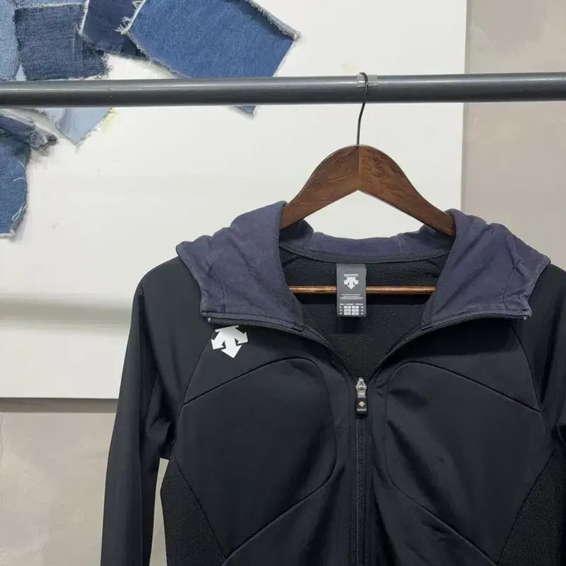 (95) 데상트 캐주얼 스포츠 기모 후드집업 자켓 상품이미지3