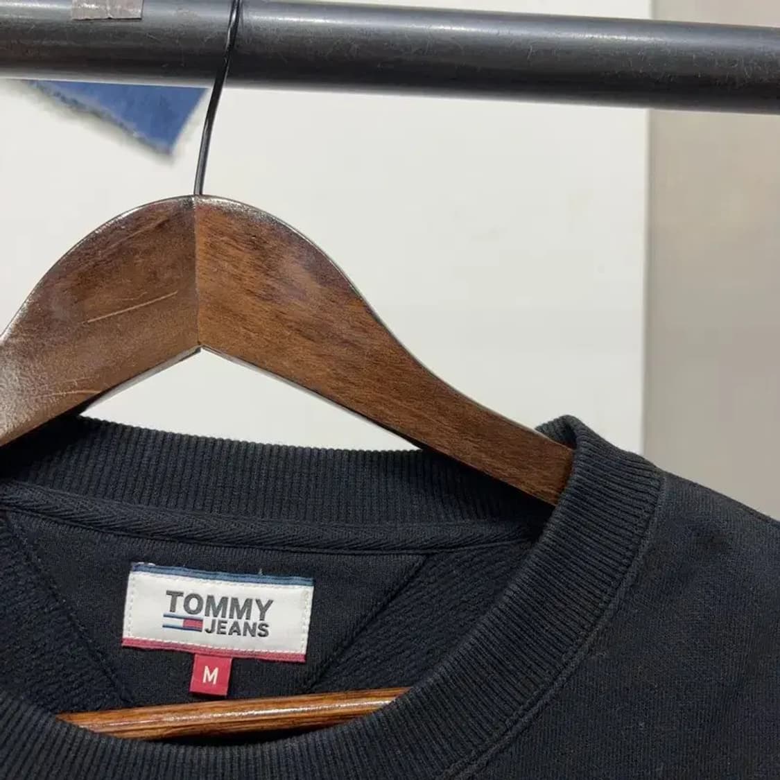 (105) 타미진스 캐주얼 자수 맨투맨 긴팔 티 상품이미지2