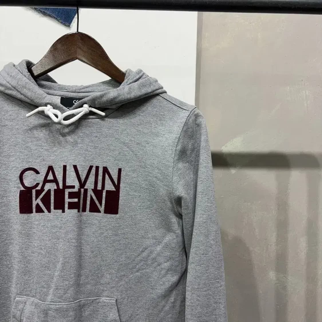 (90) 캘빈클라인 CK 여성 캐주얼 프린팅 후드티 상품이미지3