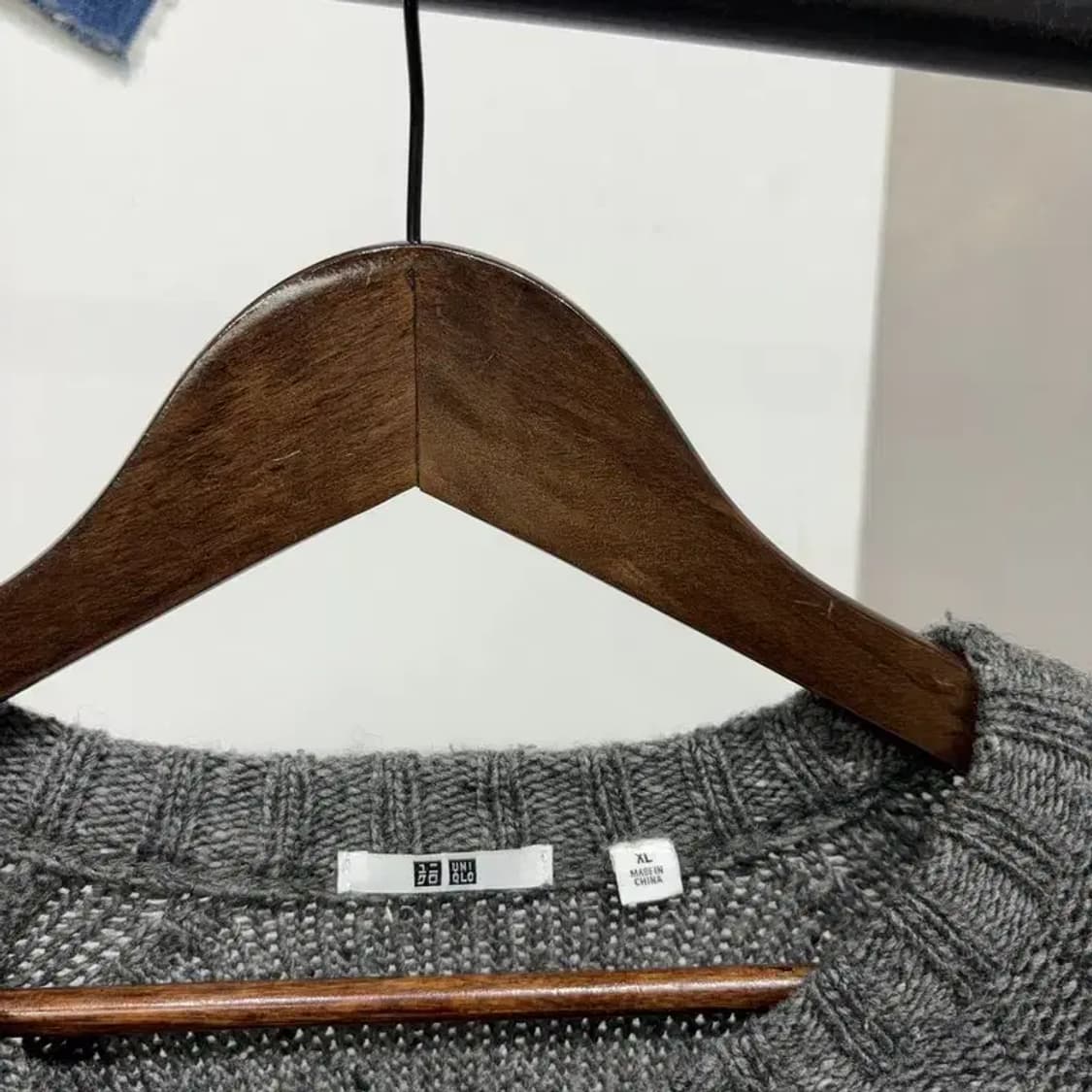 (105) 유니클로 캐주얼 케이블 꽈배기 라운드 니트 상품이미지2