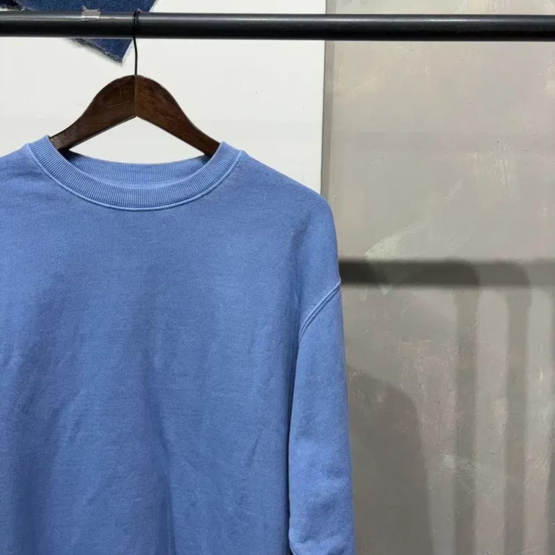 (105) 빅히트 스트릿 피그먼트 맨투맨 긴팔 티 상품이미지3