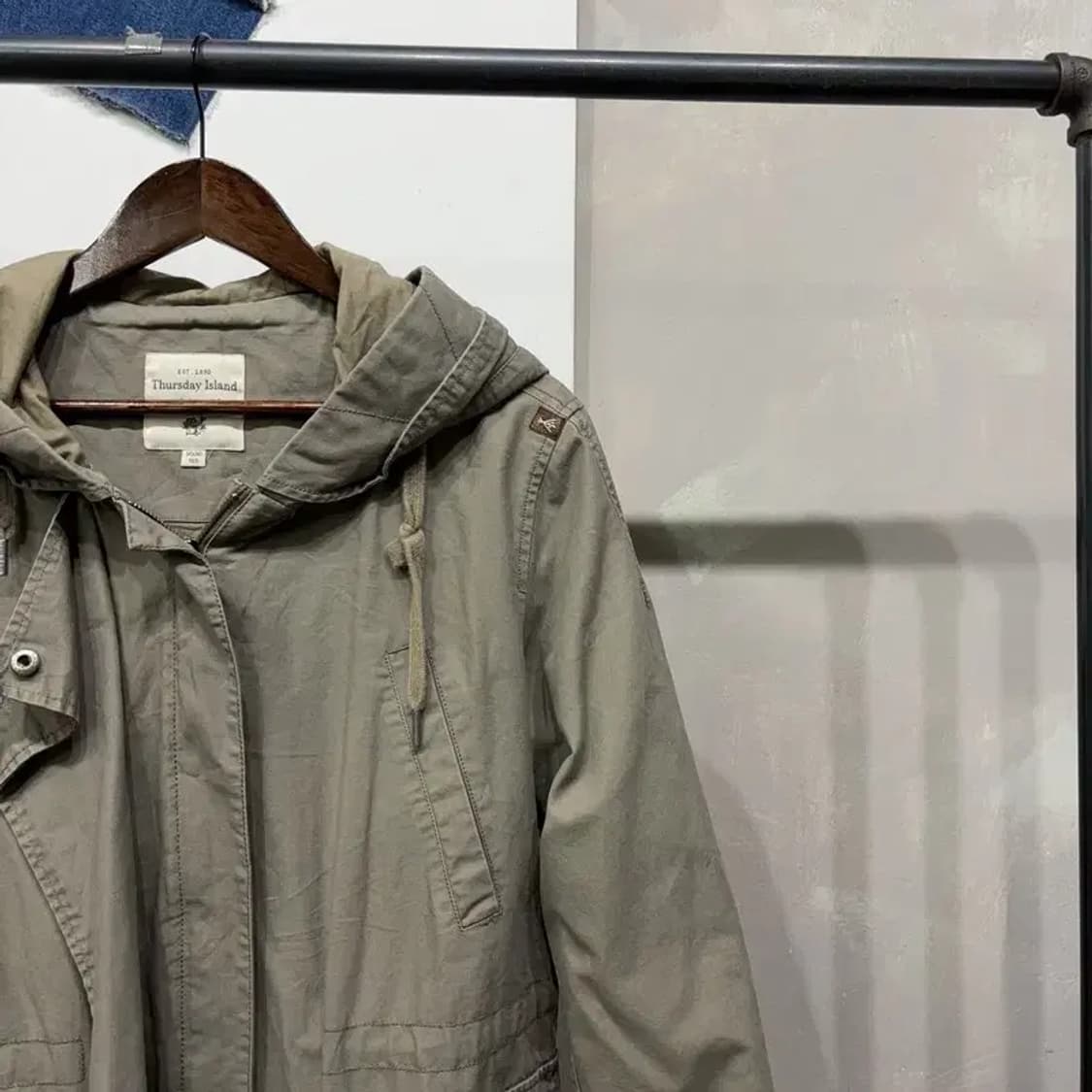 (90) 써스데이아일랜드 여성 캐주얼 후드 롱 야상 자켓 상품이미지3