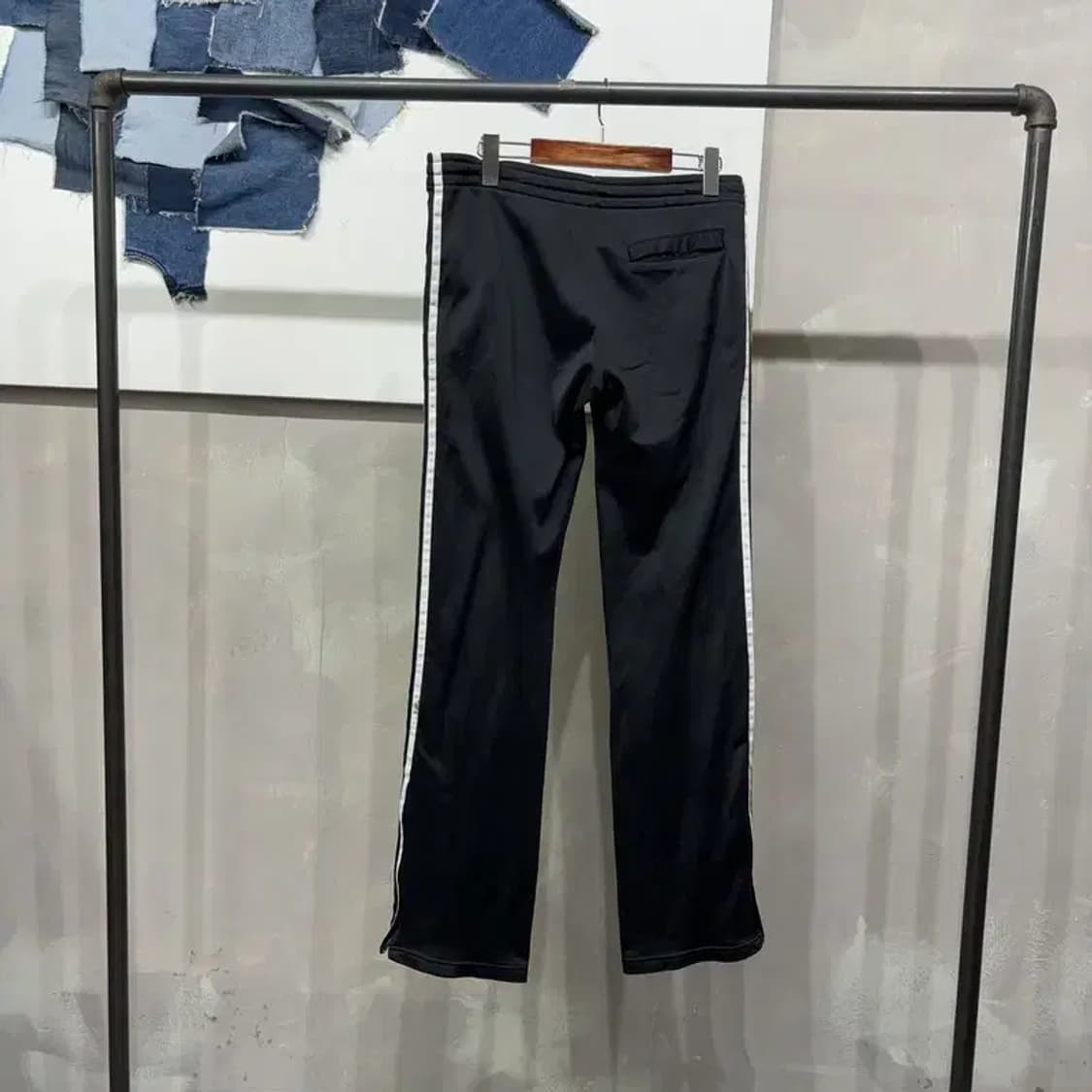 (28~30인치) 아디다스 여성 부츠컷 플레어진 팬츠 운동바지 상품이미지3