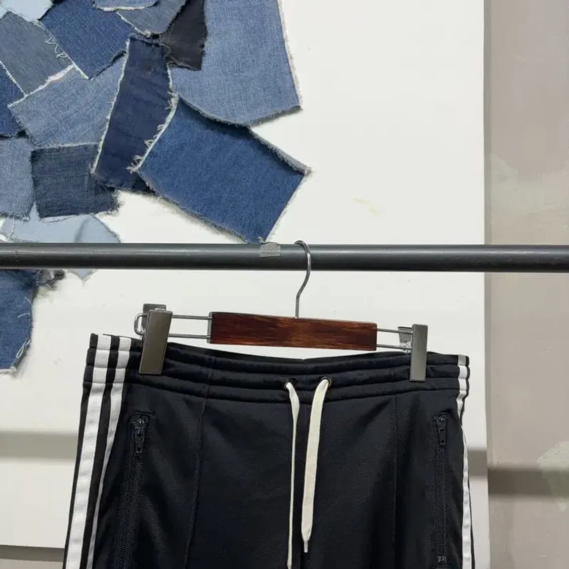 (28~30인치) 아디다스 여성 부츠컷 플레어진 팬츠 운동바지 상품이미지4