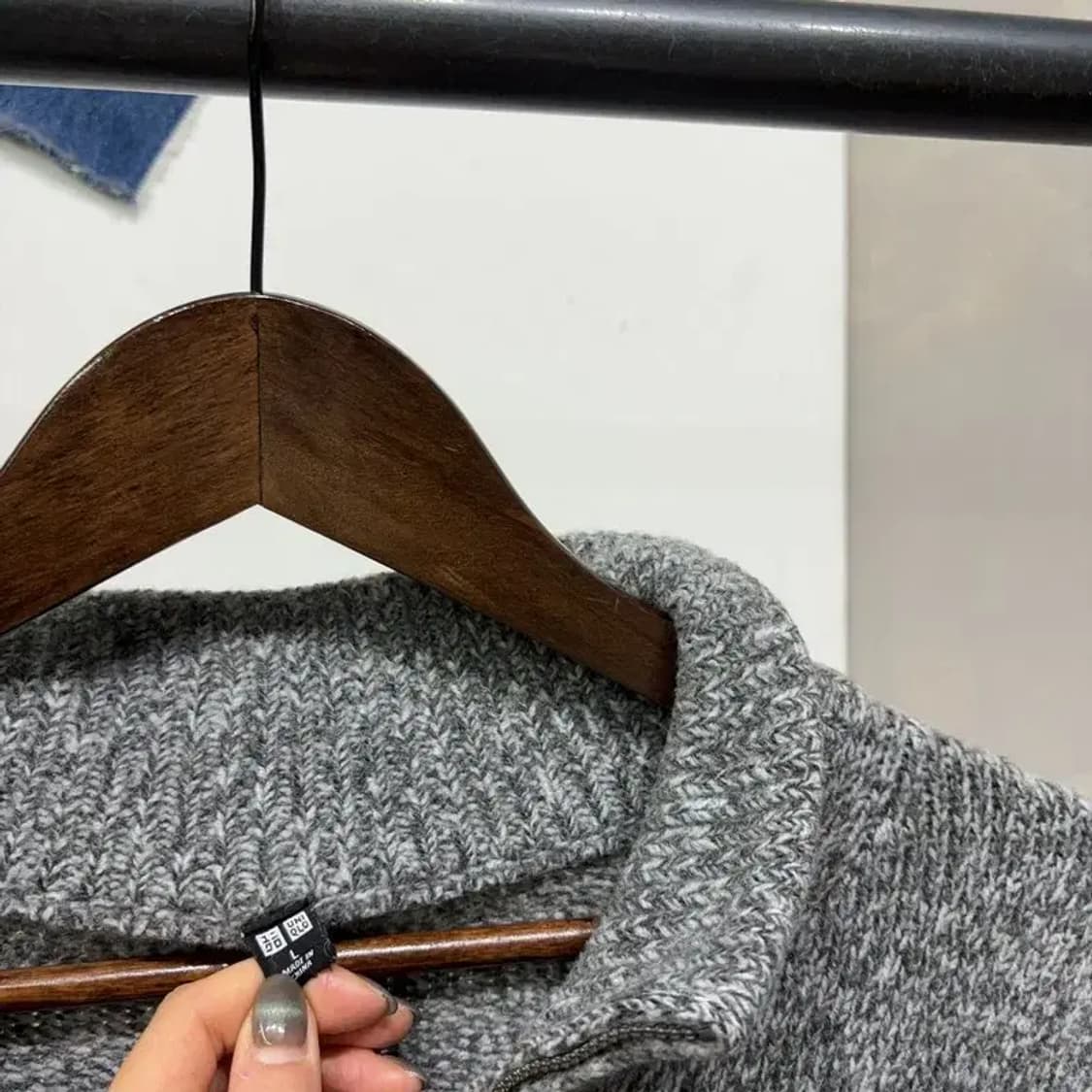 (105) 유니클로 캐주얼 반집업 니트 상품이미지2