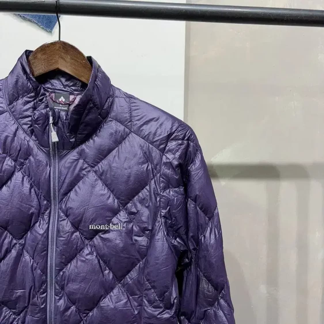 (95) 몽벨 여성 아웃도어 거위털 다운 패딩 상품이미지3