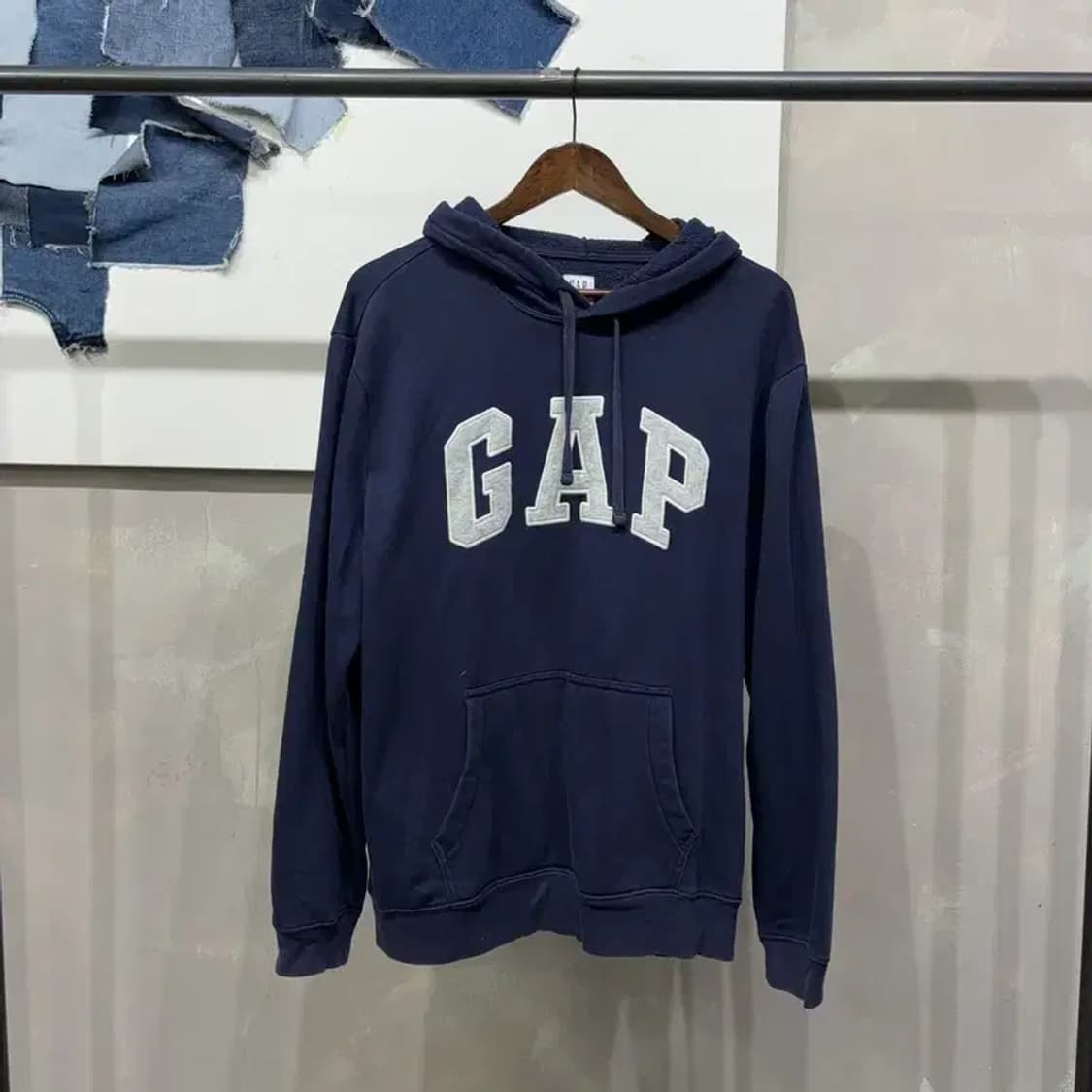 (105) GAP 갭 Y2K 빈티지 기모 자수 후드티 상품이미지1