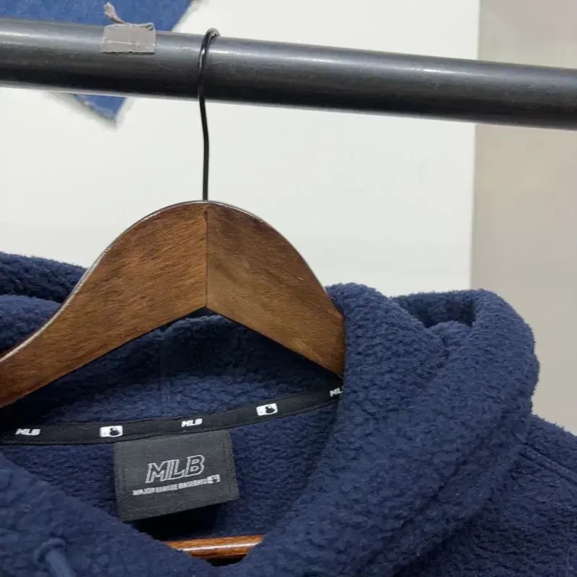 (95) MLB 뉴욕양키스 뽀글이 후리스 후드티 상품이미지2