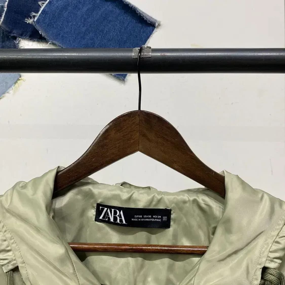 (95) 자라 ZARA 여성 바람막이 자켓 상품이미지2