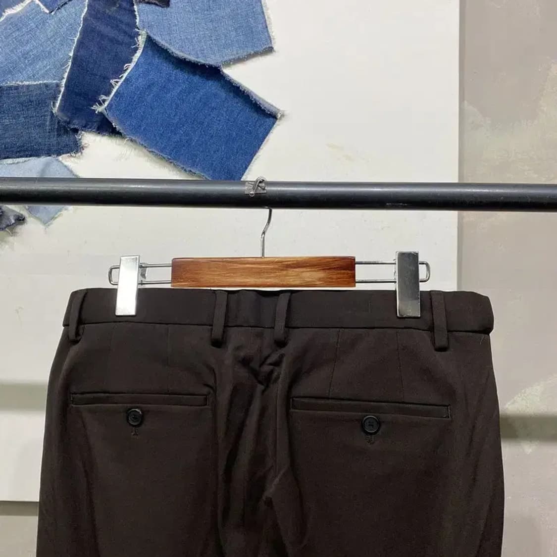 (33인치) 무신사스탠다드 와이드핏 핀턱 슬랙스 바지 상품이미지4