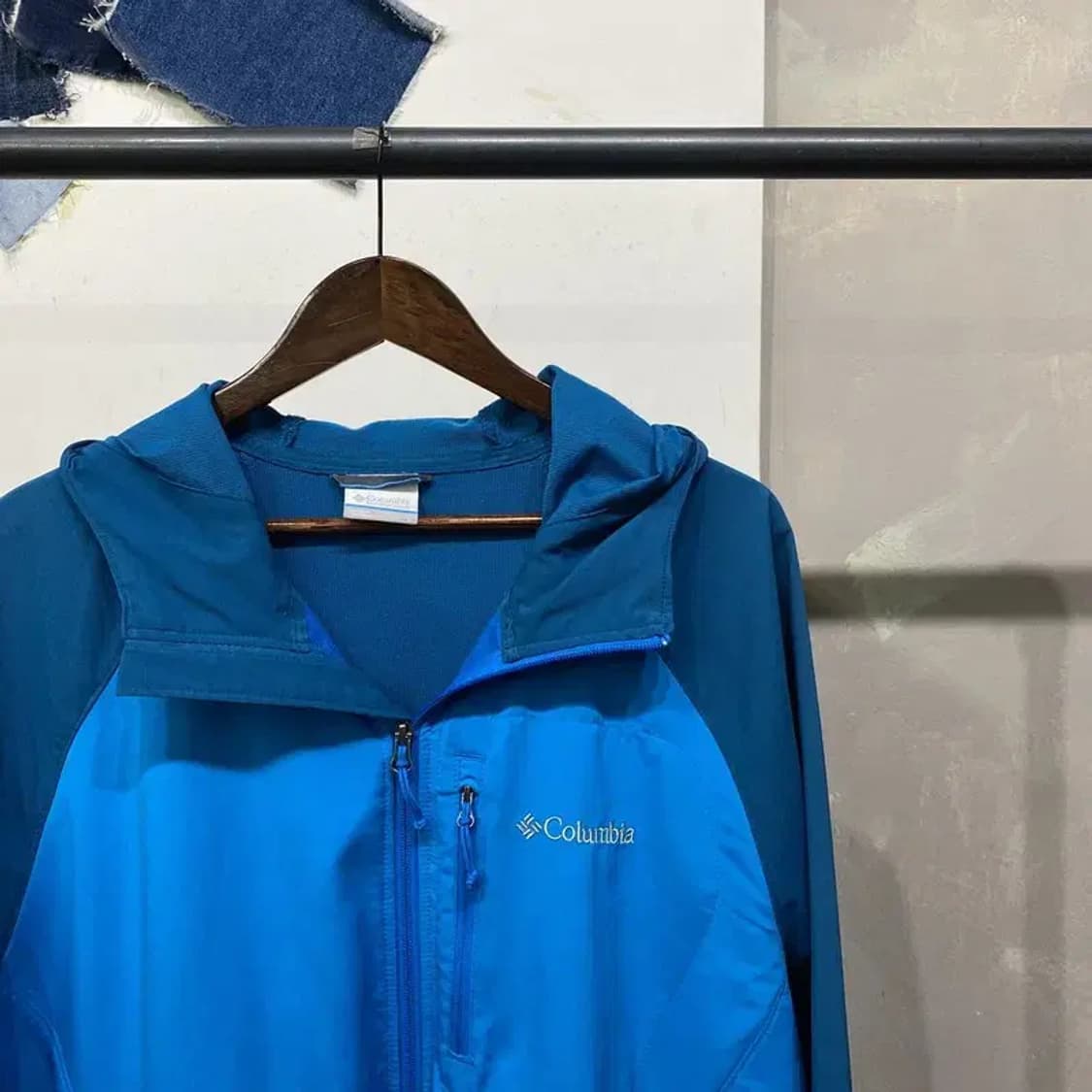 (105) 콜롬비아 등산 아웃도어 바람막이 자켓 상품이미지3