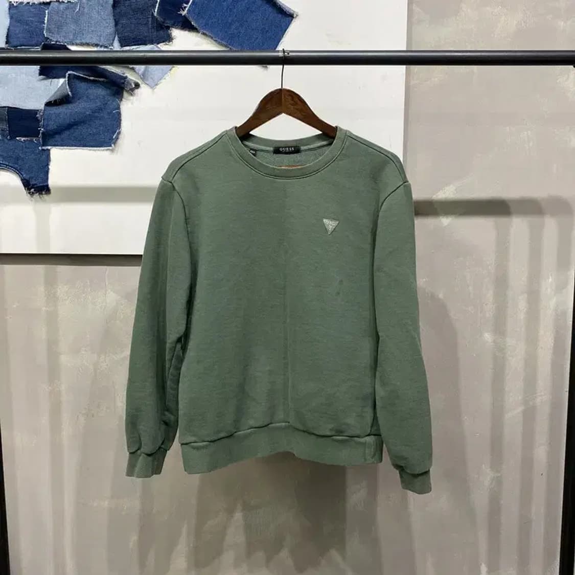 (95) 게스 여성 캐주얼 맨투맨 긴팔 티 상품이미지1