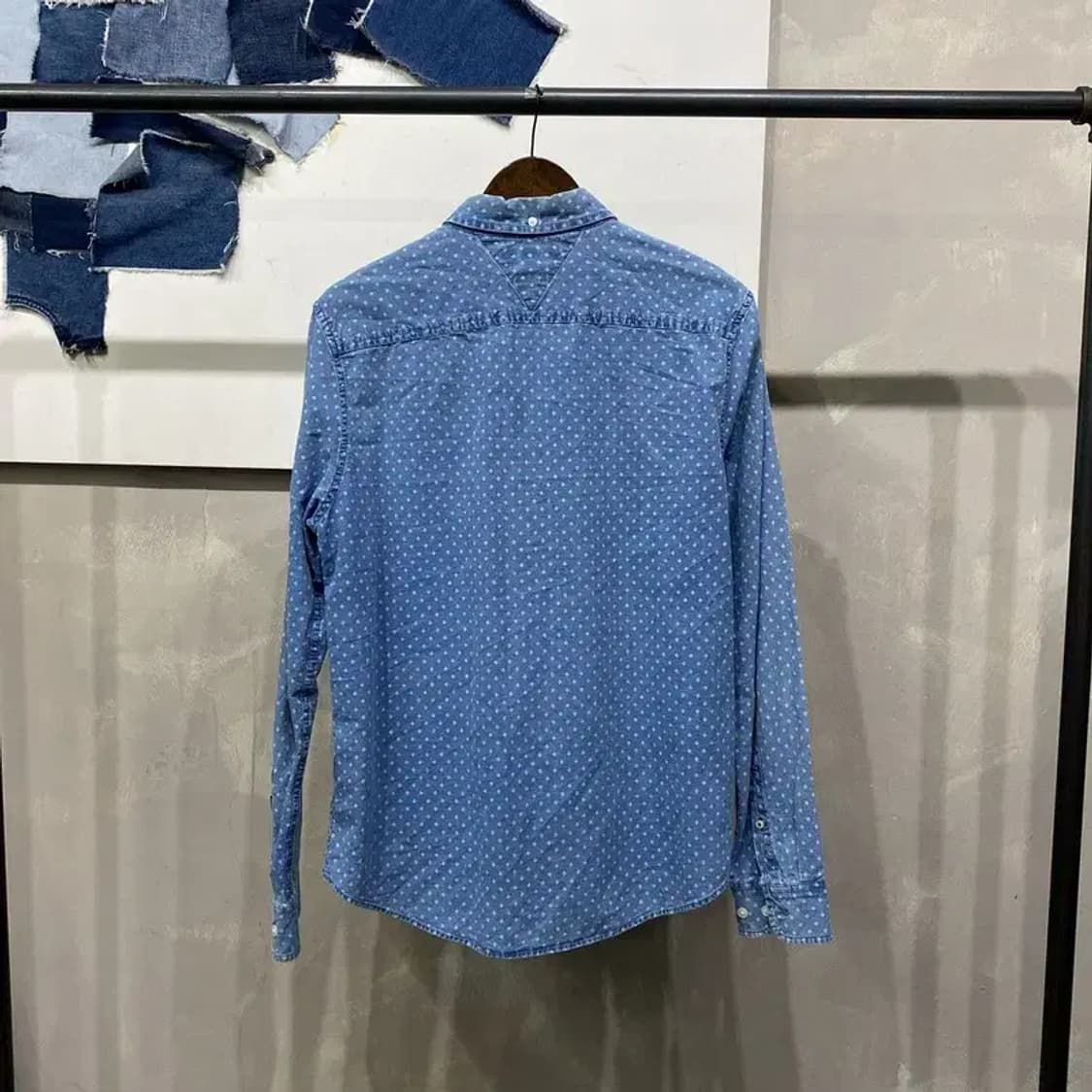 (100) 타미힐피거 캐주얼 슬림핏 패턴 데님 셔츠 청남방 상품이미지4