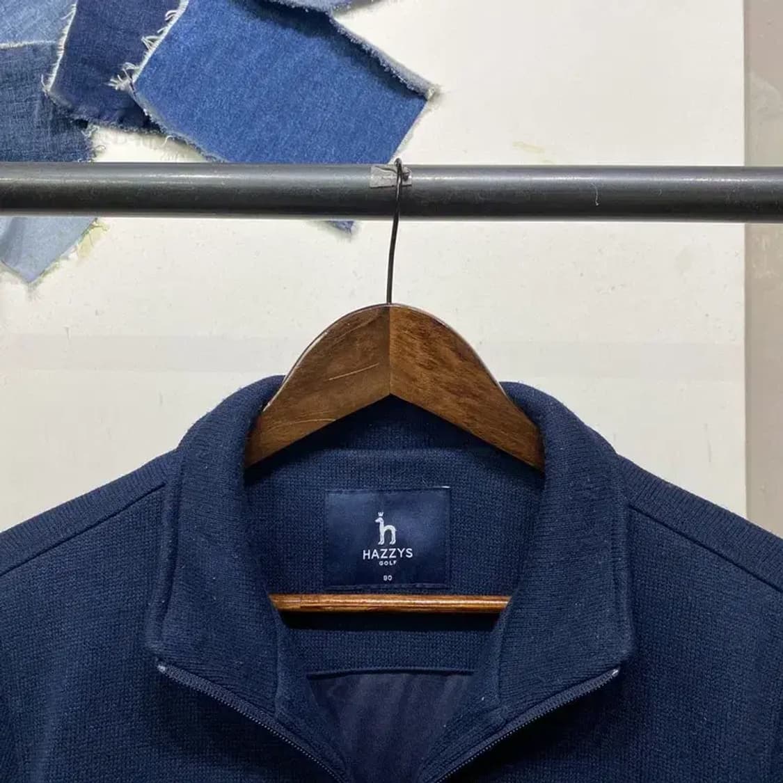 (90) 헤지스 캐주얼 네이비 니트 집업 자켓 상품이미지2