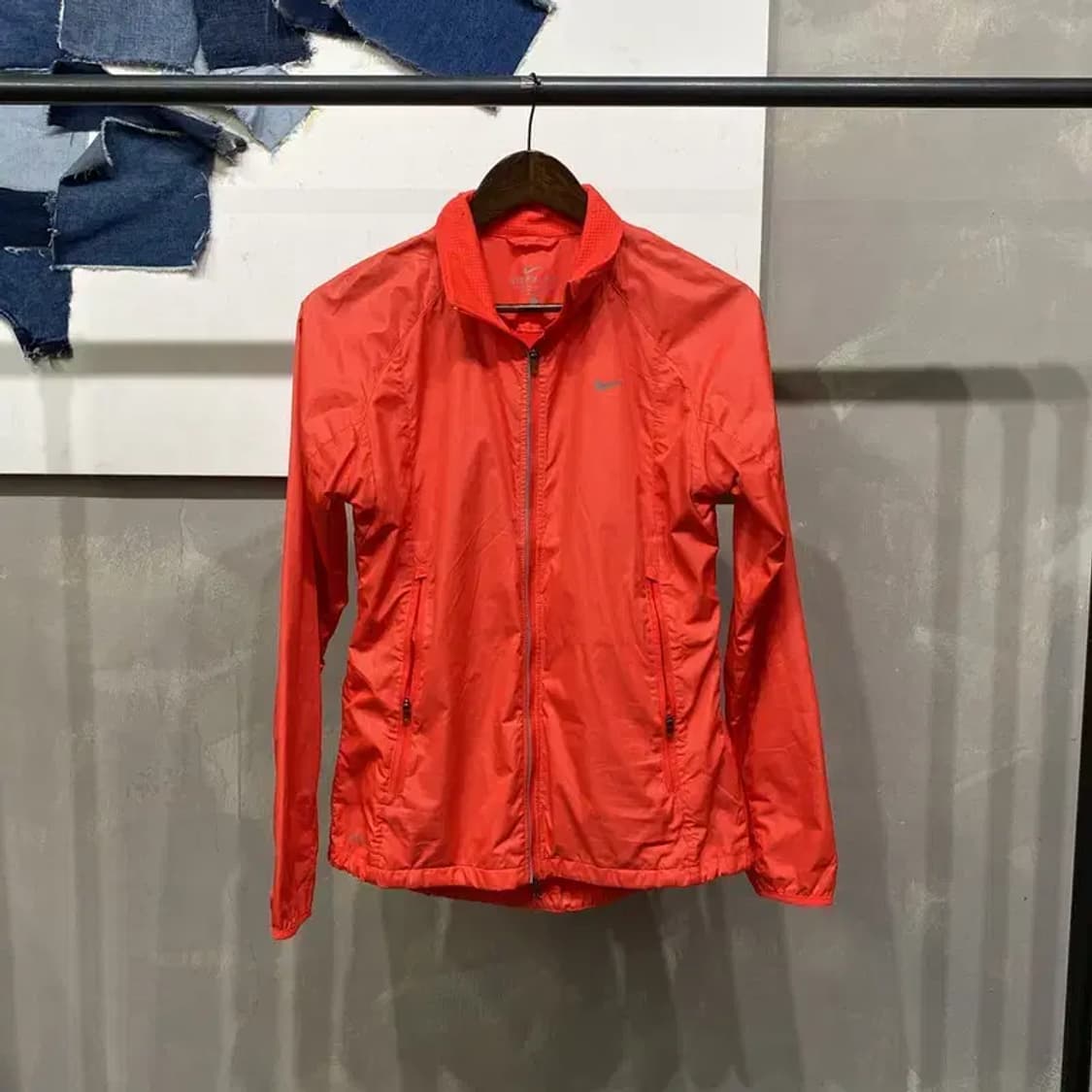 (95) 나이키 여성 운동 스톰핏 바람막이 자켓 상품이미지1
