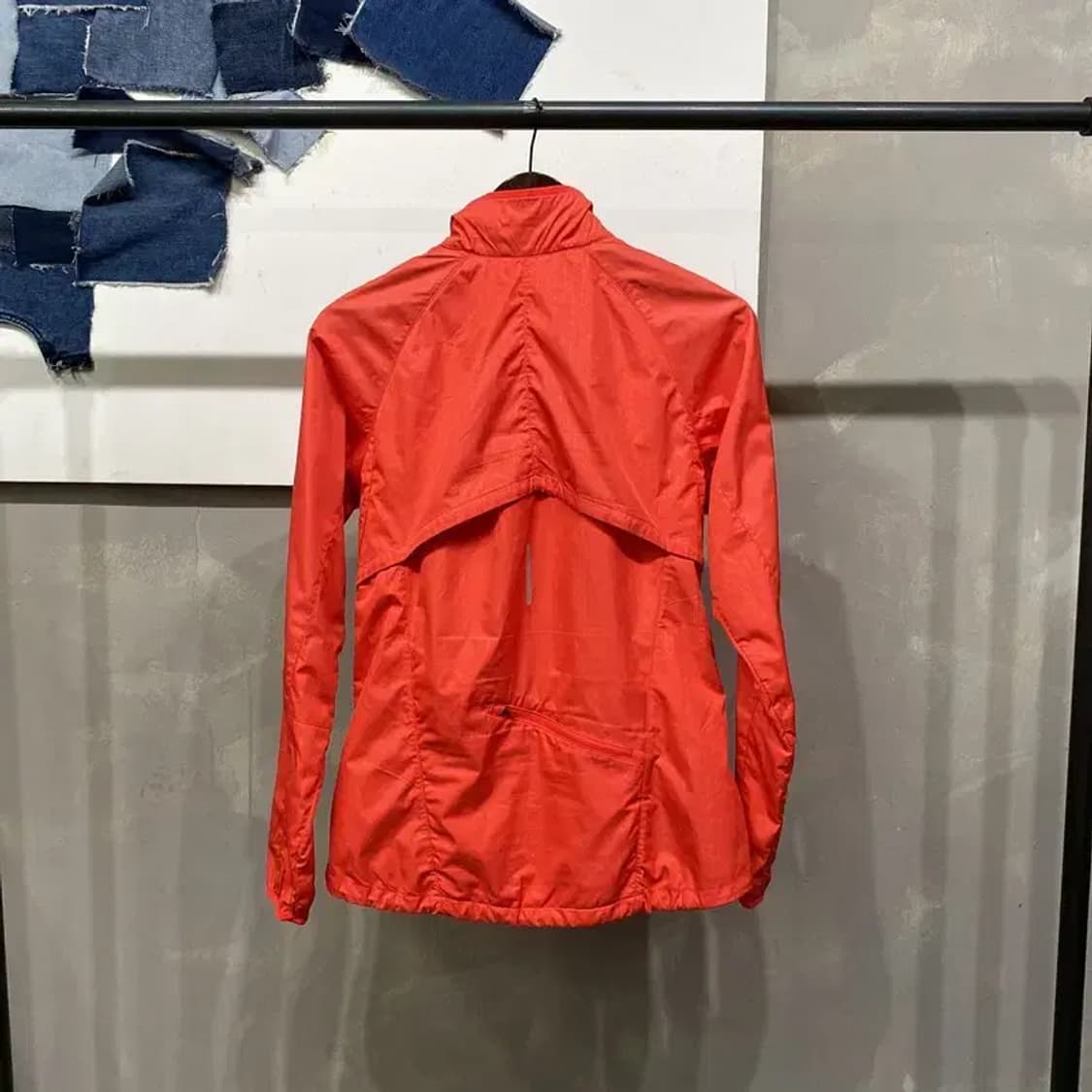 (95) 나이키 여성 운동 스톰핏 바람막이 자켓 상품이미지4