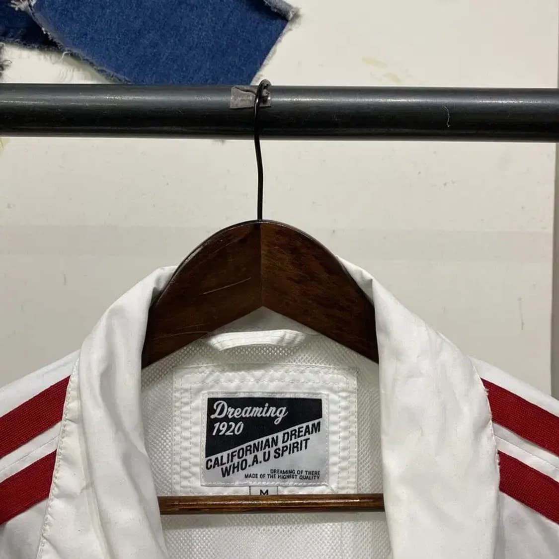 (105) 후아유 스트릿 배색 숄더라인 바람막이 자켓 상품이미지2