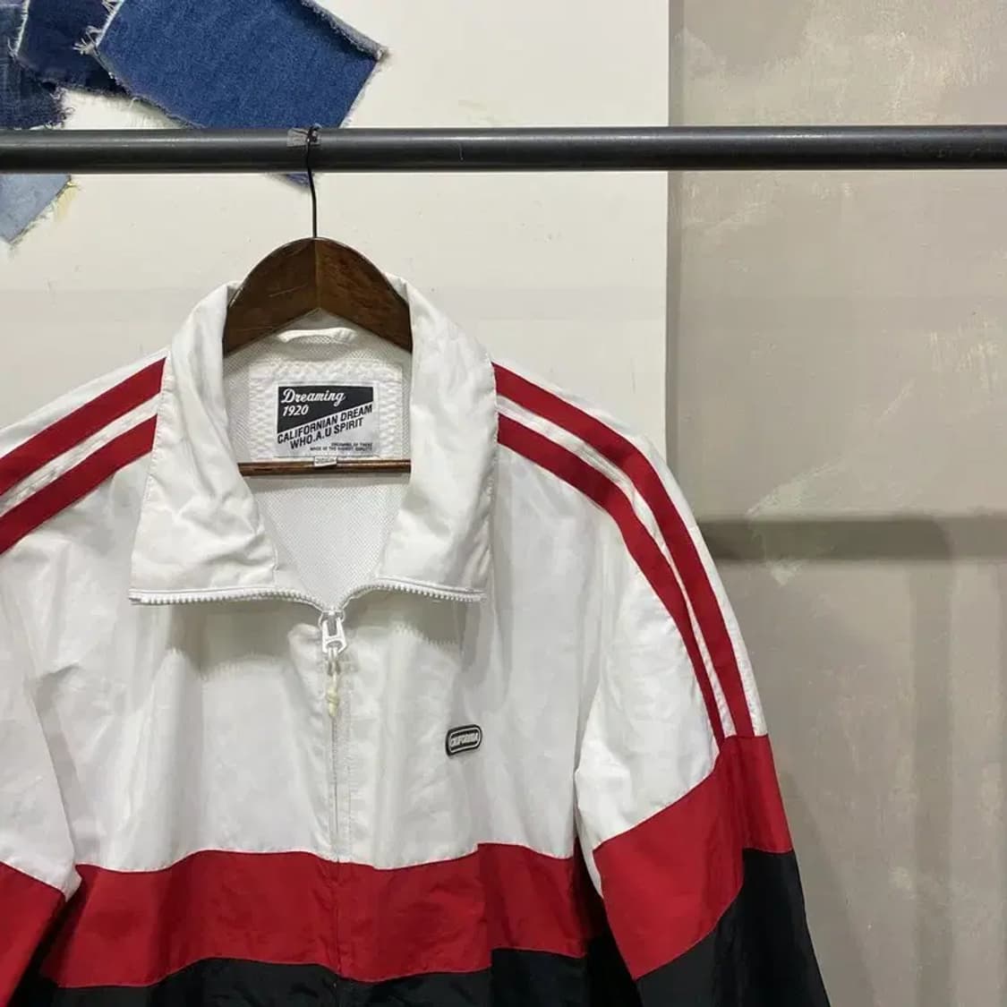 (105) 후아유 스트릿 배색 숄더라인 바람막이 자켓 상품이미지3