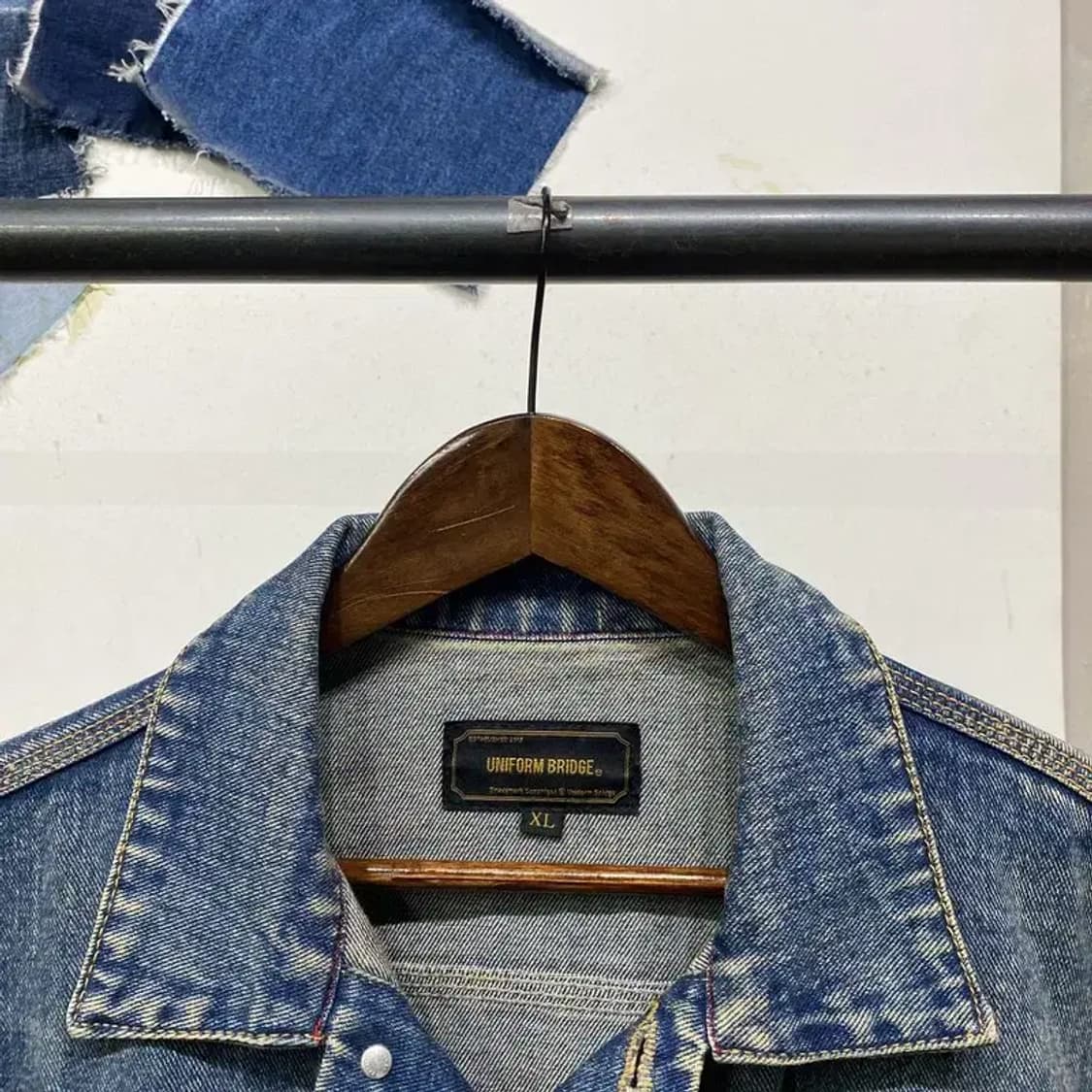 (105) 유니폼브릿지 스트릿 턱 데님 트러커 청자켓 상품이미지2